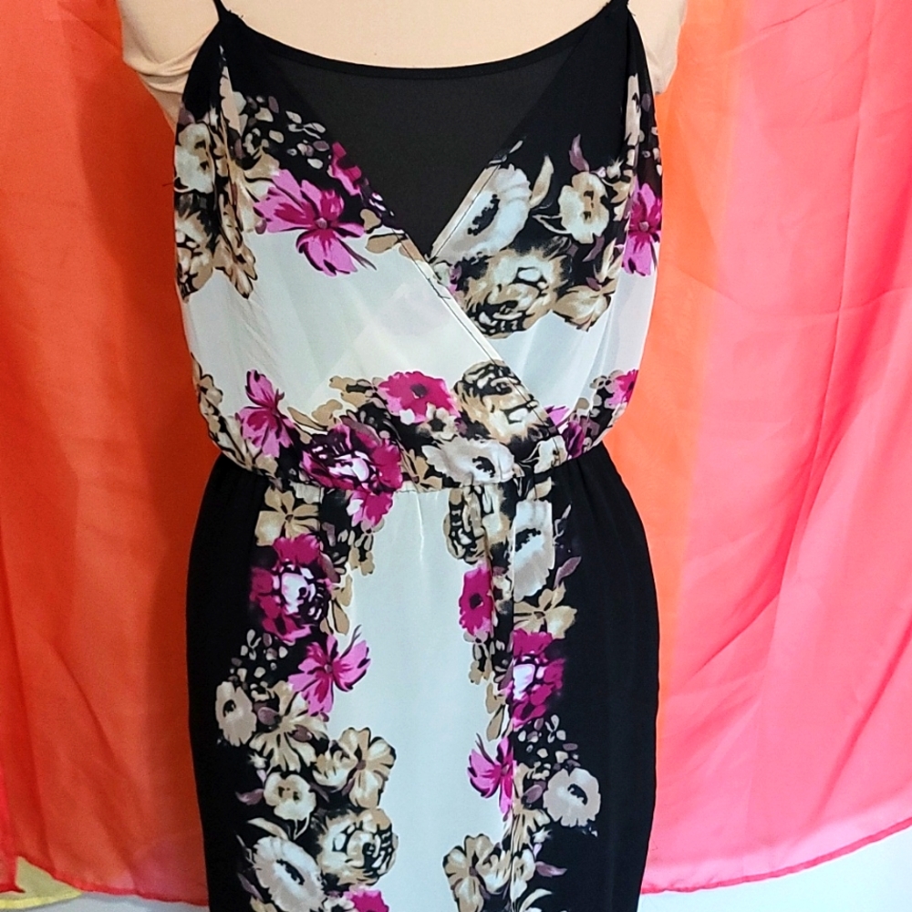 DRESS - Picture 2 of 6